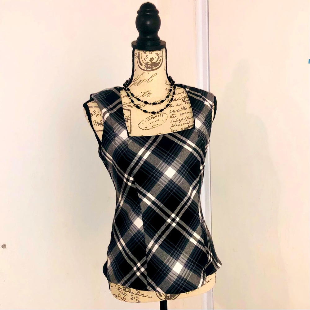 White House Black Market Bristol Plaid Top. Size 2.